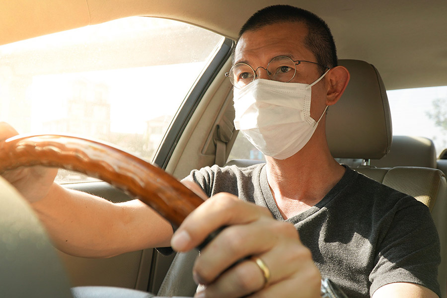 Essential Items to Keep in Your Car During a Pandemic