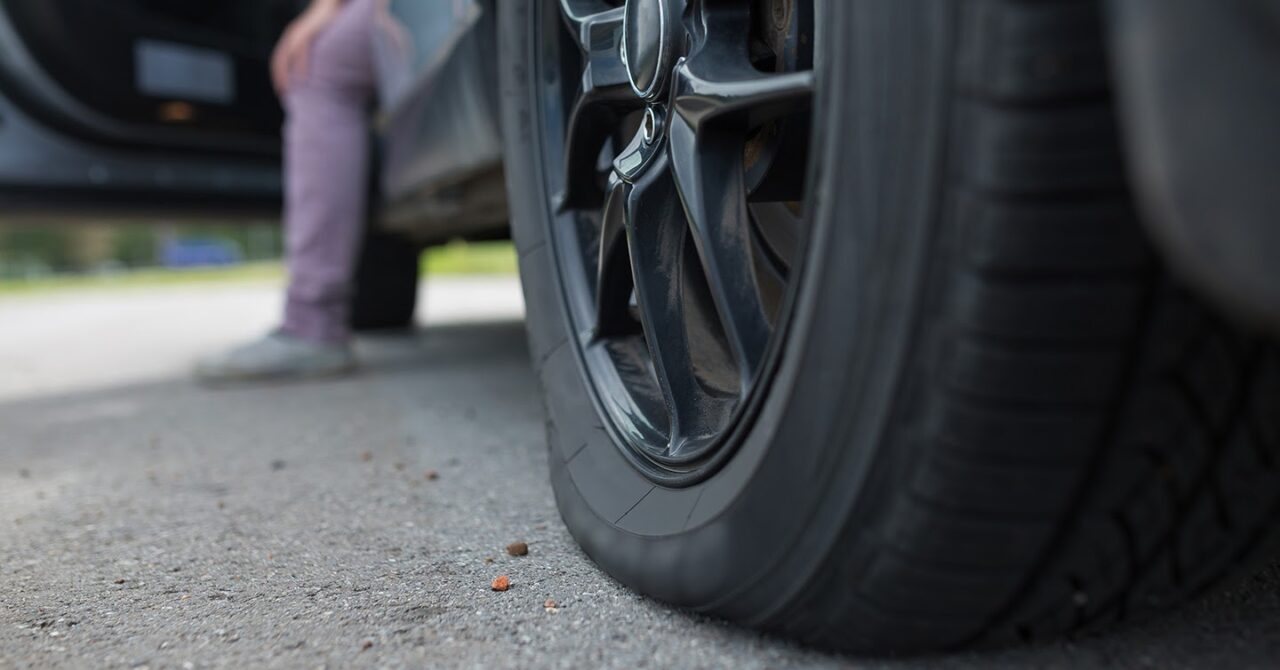 Warning Signs of a Tire Failure Bridgestone Tires PH