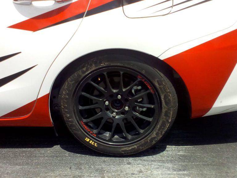 Those sticky Bridgestone Potenza racing tires surely provided a lot of grip!