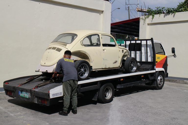 The Beetle being unloaded at the JSK Customs workshop in Valenzuela City.